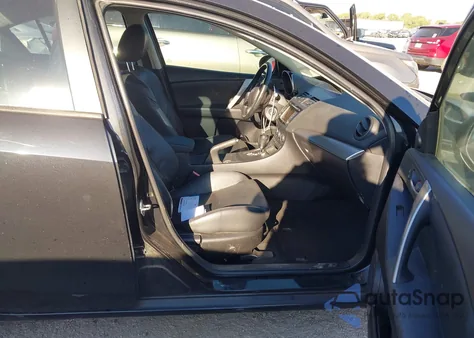 2013 Mazda Mazda3 I Grand Touring z USA, uszkodzony, nr VIN JM1BL1W75D1744994